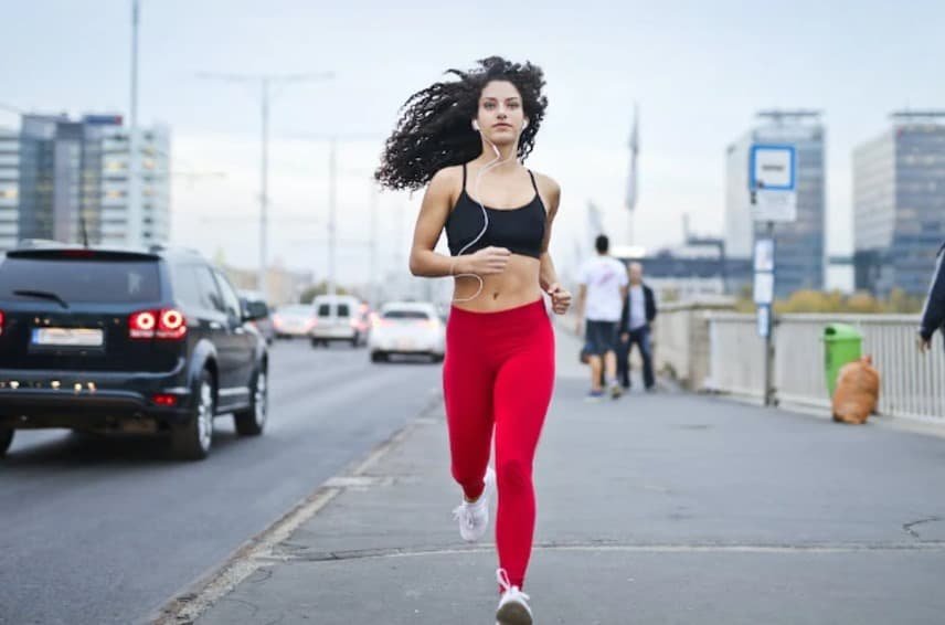 women running